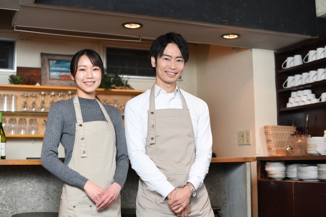 【飲食業界の常識を覆す】社員の入社ストーリーで未経験者の応募を呼んだ採用戦略